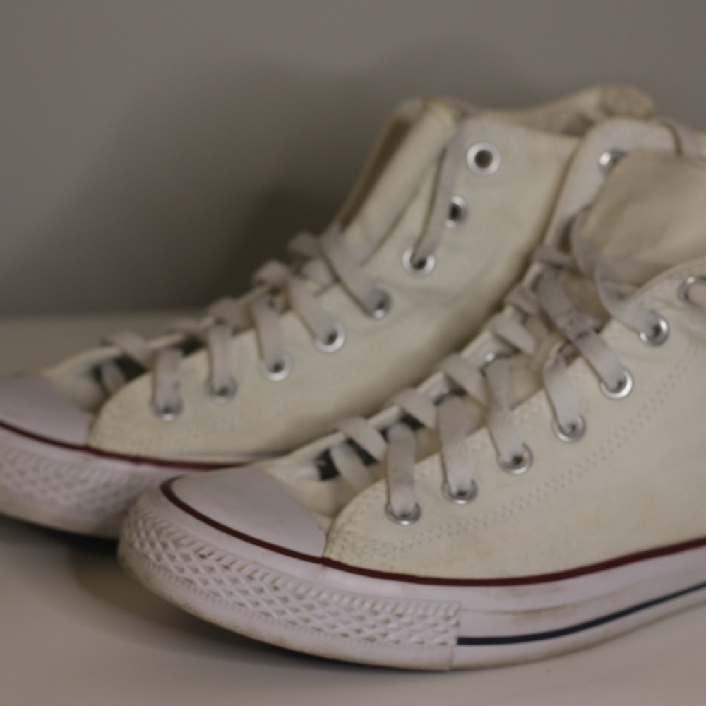 White High Top Converse All Star Chucks MENS